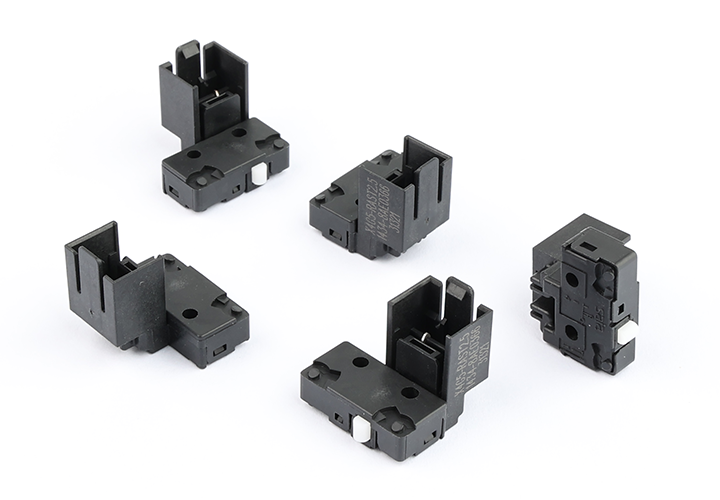 Load image into Gallery viewer, Package of 5 pcs. SAIA Microswitches X4G5-RAST2.5
